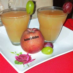 A picture of Grapes apple juice.
