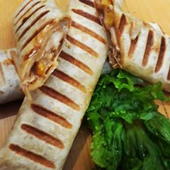 Chicken cheesy Wraps A picture of Chicken cheesy Wraps.