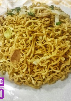 Foto resep Mie Goreng Bakso Simple