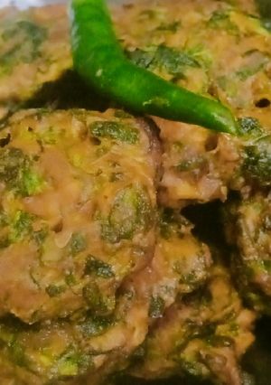 হিঞ্চে শাকের বড়া (hinche shaker bora recipe in Bengali) রেসিপির প্রধান ছবি