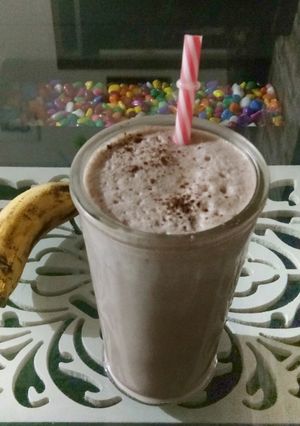 A picture of Chocolate banana smoothie.