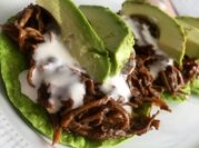 Una foto de tostada con aceite de coco