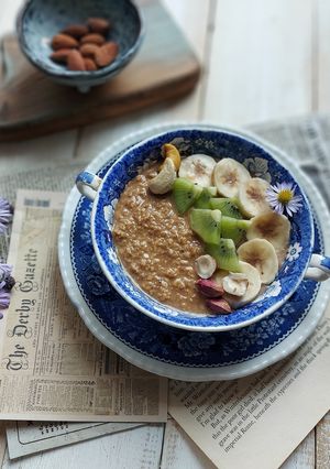 عکسی از دستور اوتمیل با شیره توت(صبحانه ورزشکاری)