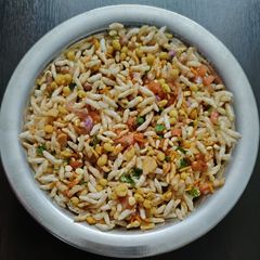 A picture of Spicy Puffed rice.