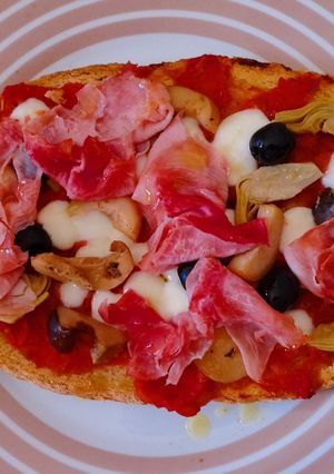 Foto di Bruschettone pizza