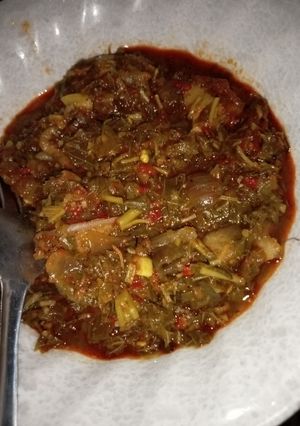 A picture of Pumpkin spinach vegetable soup.