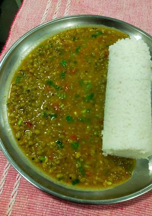 A picture of Kerala Puttu With Green Gram Curry.
