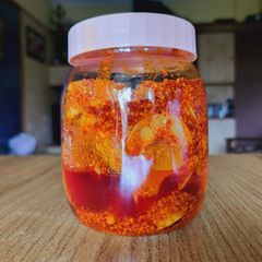 A picture of Amla pickle.