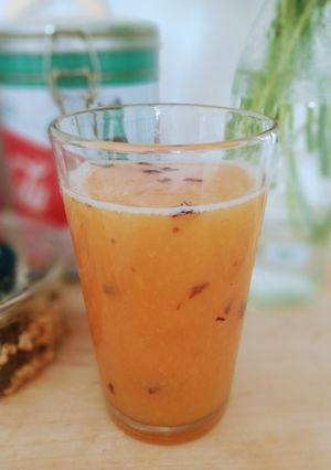 Una foto de Licuado combinado! 🍹 ciruela+naranja+durazno