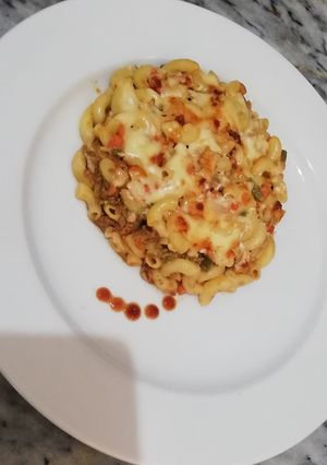 A picture of Cheesy baked pasta.