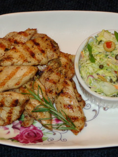 Una foto de FILETITOS DE POLLO CON ROMERO A LA PLANCHA, KETO, JON STYLE