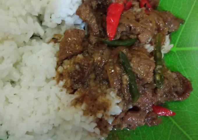 Daging sapi lada Hitam