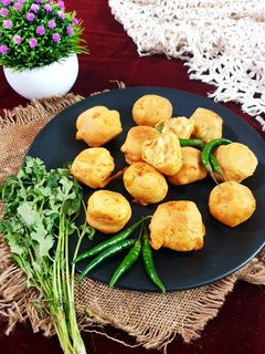 બટાકા વડા (Batata vada recipe in Gujarati) રેસીપી મુખ્ય ફોટો