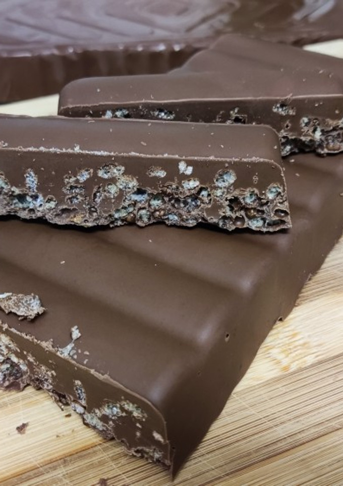 Una foto de Turrón de chocolate 😋