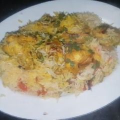 A picture of Chicken tikka baryani.