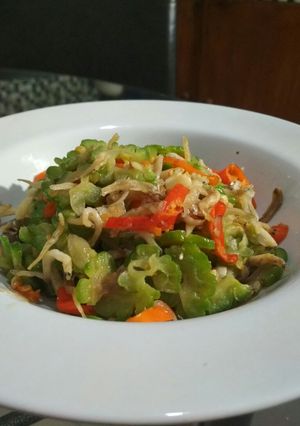 Foto resep Tumis pare teri medan