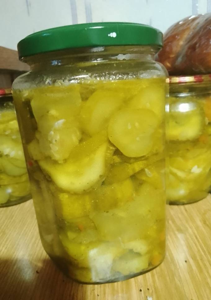 Салат з огірків на зиму