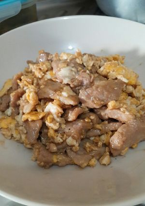 รูปของ หมูกระเทียมผัดไข่