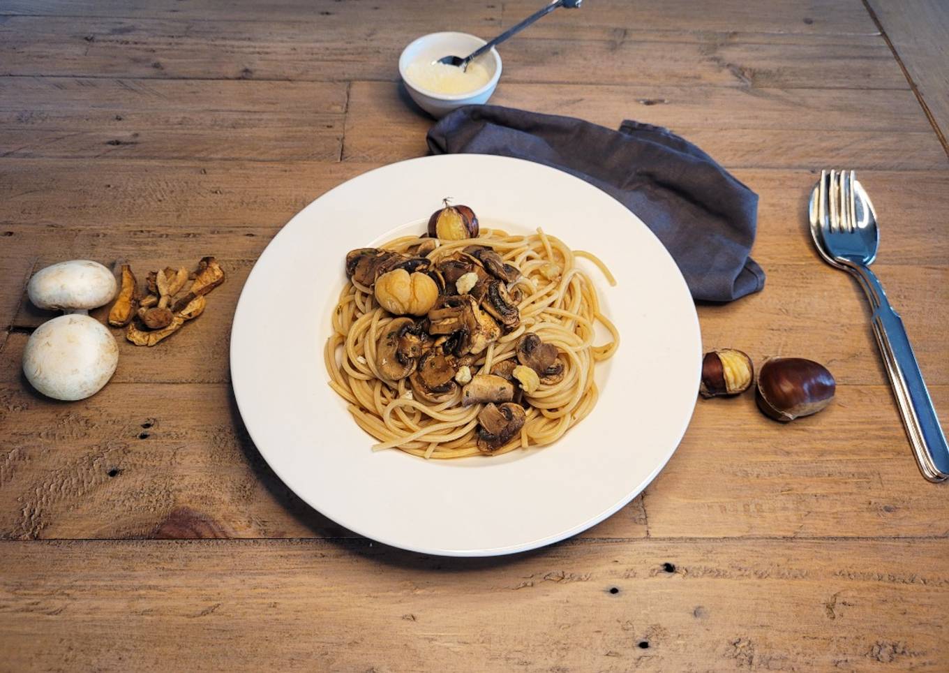 Spaghettis châtaignes et champignons