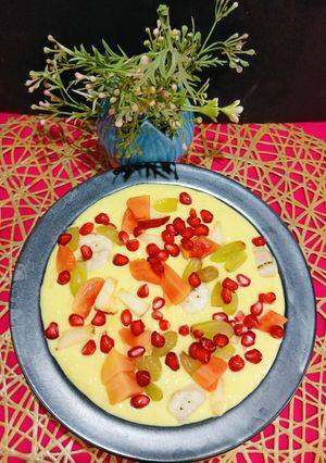A picture of Fruit Custard.
