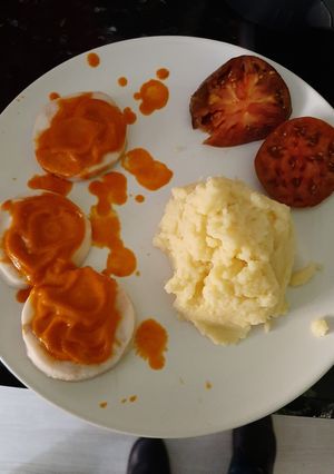 Una foto de Merluza con salsa de verduras al estilo toma pan y moja