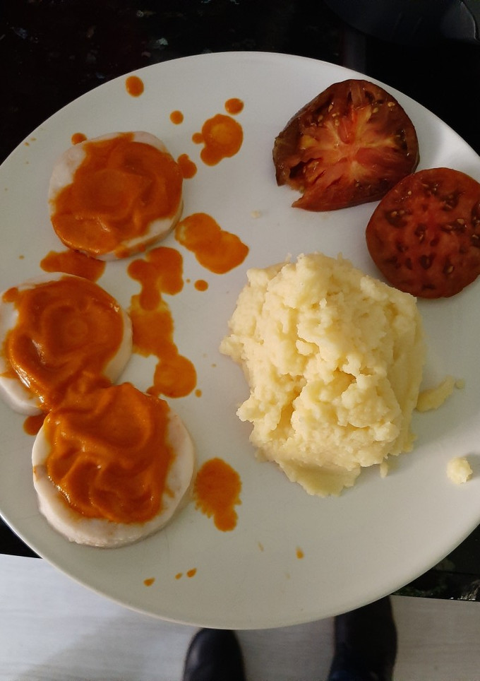 Una foto de Merluza con salsa de verduras al estilo toma pan y moja