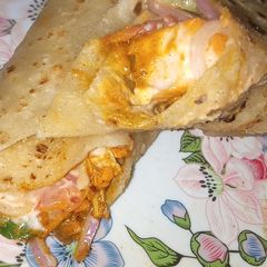 A picture of Boti roll paratha😋بوٹی رول پراٹھا😋.