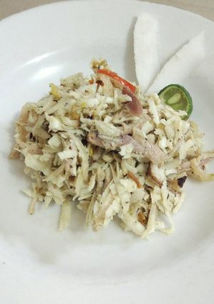 Foto resep Lawar Putih Bali (Lawar kelapa isi ayam)