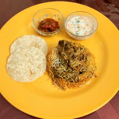 A picture of Lucknowi Chicken Briyani(Awadhi Briyani).