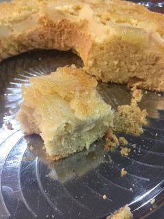 Una foto de 🍏Torta de manzana invertida 🍏