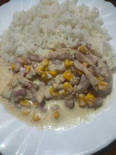 Una foto de Pechuga de pollo con nata
