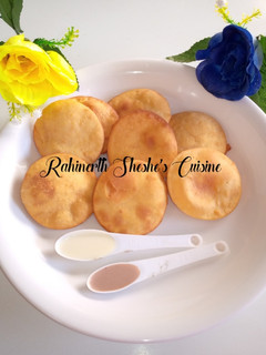 A picture of Milk Crackers.