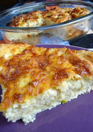 A picture of Garlic Bread Bake.