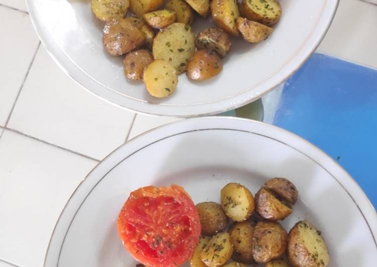 Resep Scramble egg with baby potato yang Enak Banget