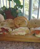 Rellenos de 3 tipos de empanadas: Caprese, jamón y queso y calabresa
