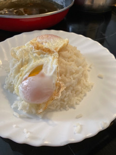 Una foto de Huevos con arroz