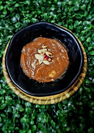 A picture of Kuttu atta Halwa.
