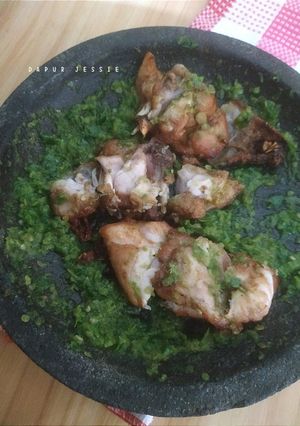 Foto resep Ayam Goreng Cabe Ijo