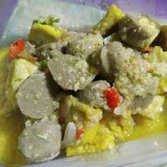 A picture of Tumis Bakso Tahu.