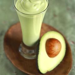 A picture of Avacado smoothie.