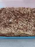 Tiramisú con licor y cacao
