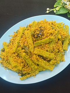 முருங்கைக்காய் தோரன் செய்முறை முக்கிய புகைப்படம்