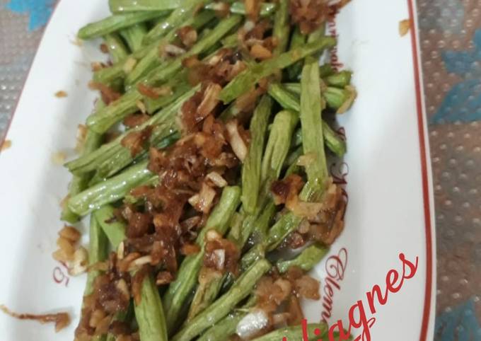 Bagaimana Menyiapkan Tumis Buncis Kriuk Bumbu Bawang Putih, Enak Banget