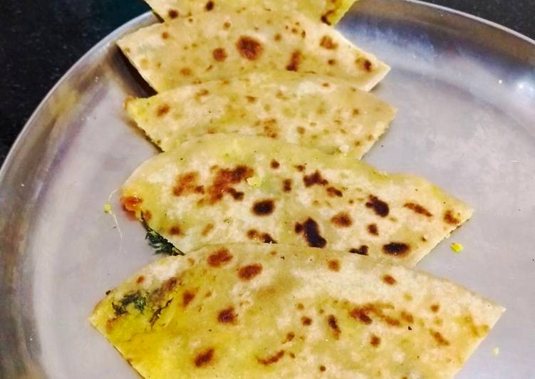 Recipe of Homemade Leftover dal paratha