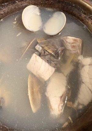 鱸魚蛤蜊湯 的食譜成品照片