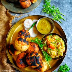 A picture of Litti Chokha.
