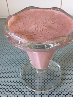 Una foto de 147. Batido de fresas y plátano
