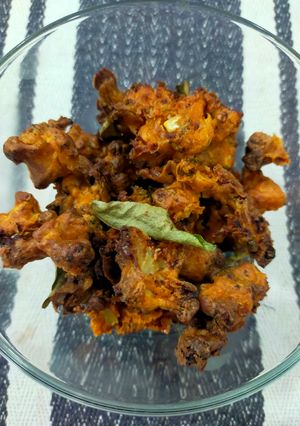 A picture of Cauliflower Manchurian in Air Fryer.
