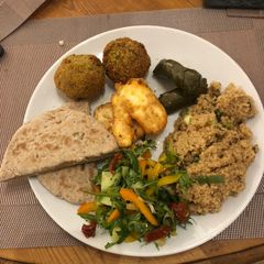 A picture of Toby’s Tasty Flaflafel (falafel).
