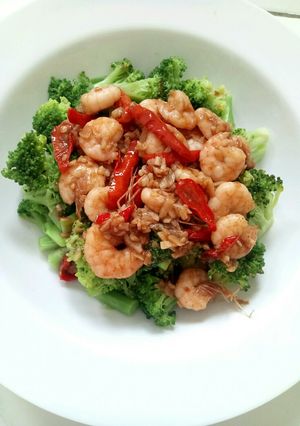 Foto resep Brokoli Siram Udang Saus Tiram